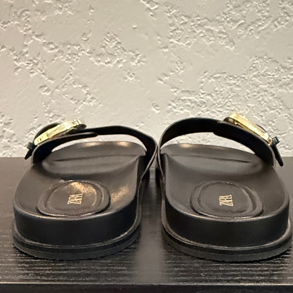 Zara Black Sandals with Gold Accent - Picture 8 of 17